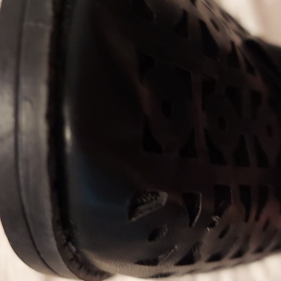 Womens booties black size 40. - Picture 7 of 7